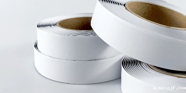 背胶粘扣带理线器：打造整洁美观的粘合效果！