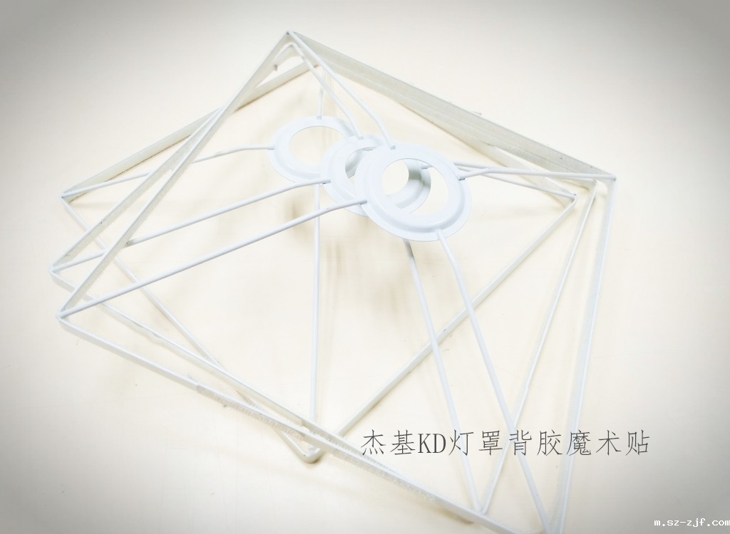 180445467835597093_副本